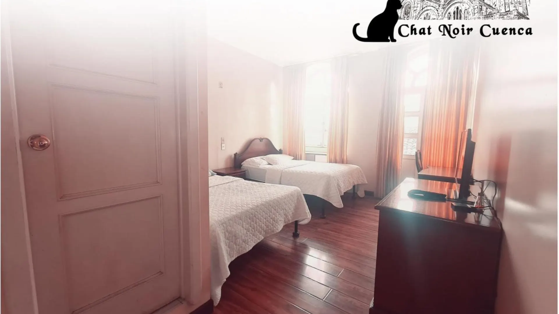 Hotel Del Parque Calderon By Chat Noir Cuenca