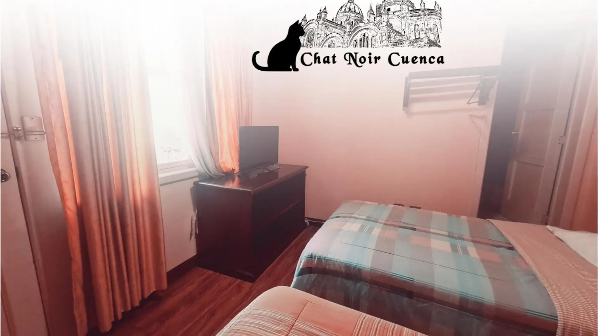 Hotel Del Parque Calderon By Chat Noir Cuenca